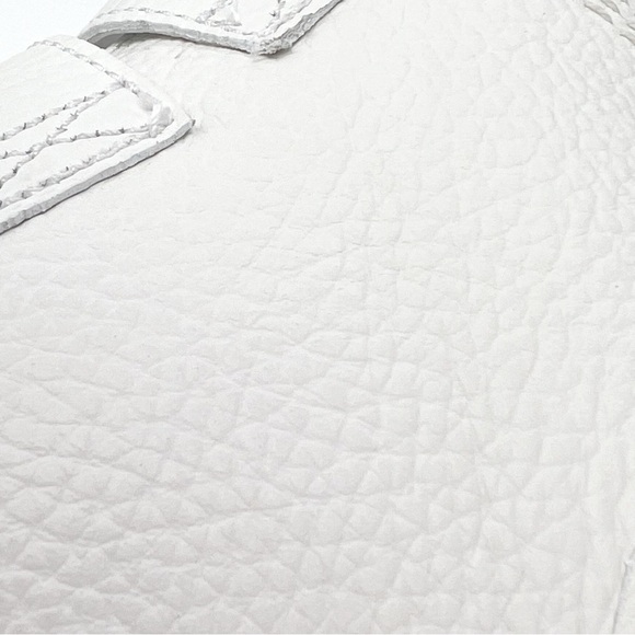 New Dr. Martens Devon Heart Platform White Leather Ankle Boots Women Size 5 Docs - Picture 9 of 11